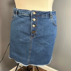 Mod Cloth button up Jean skirt size 24